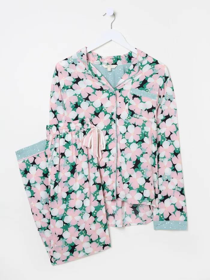 Fat Face Pyjamas and Nightwear Pink Large Floral Set 8211 Women Fat Face Pyjamas and Nightwear Pink Large Floral Set 8211 Women