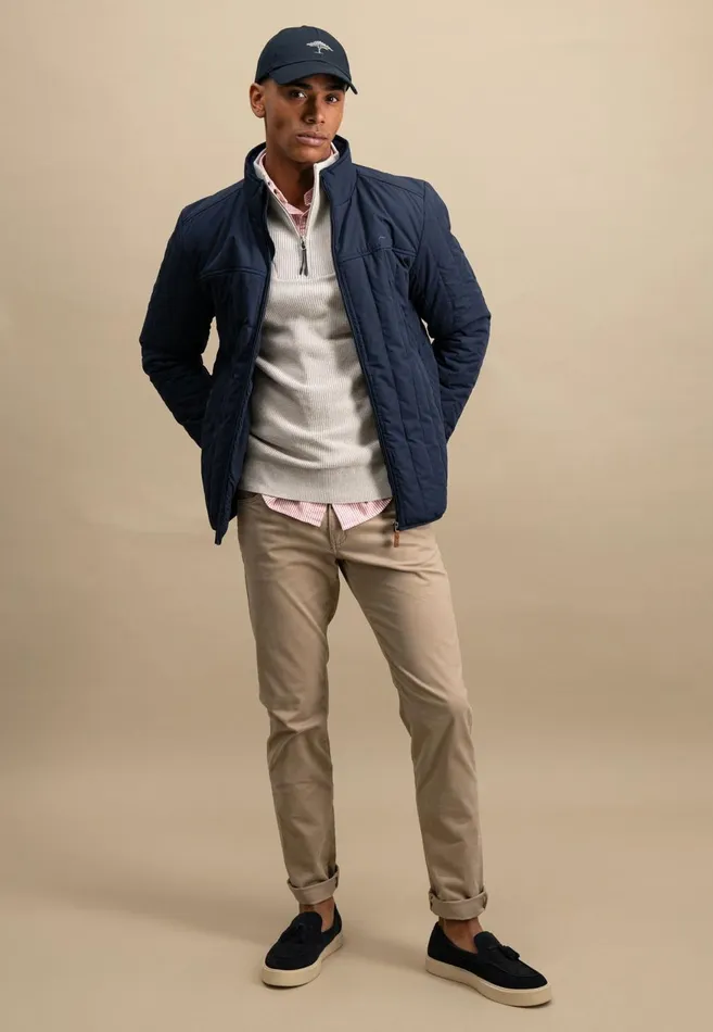 FYNCHHATTON Jacket With A Stand up Collar And Logodail Dark Navy Men Jackets and Coats