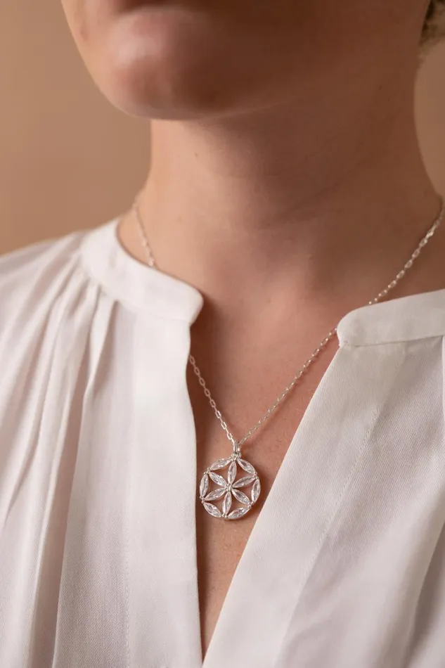 Necklaces Women Alex And Ani Faith And Family Rosette Pendant Necklace Silver