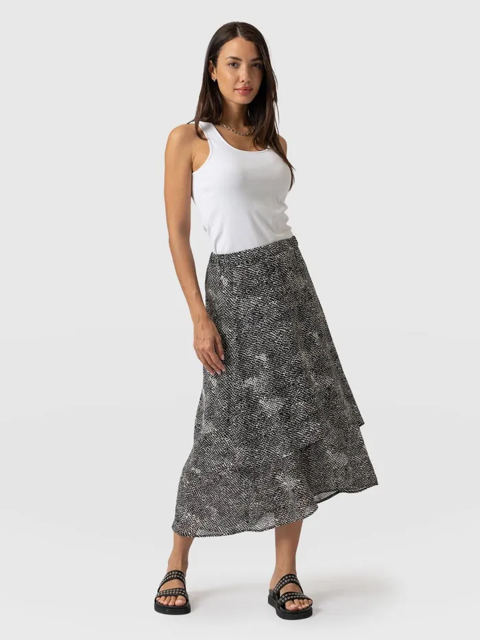 Saint And Sofia Skirts Women Etta Layered Skirt 8211 Monochrome Gothica Monochrome Gothica