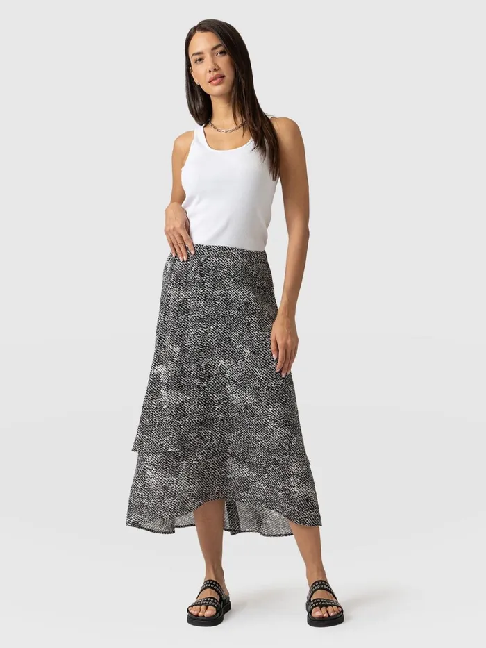 Saint And Sofia Skirts Women Etta Layered Skirt 8211 Monochrome Gothica Monochrome Gothica
