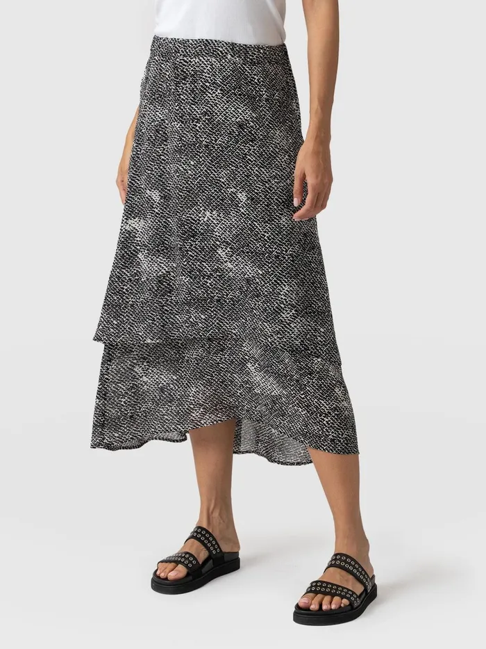 Saint And Sofia Skirts Women Etta Layered Skirt 8211 Monochrome Gothica Monochrome Gothica