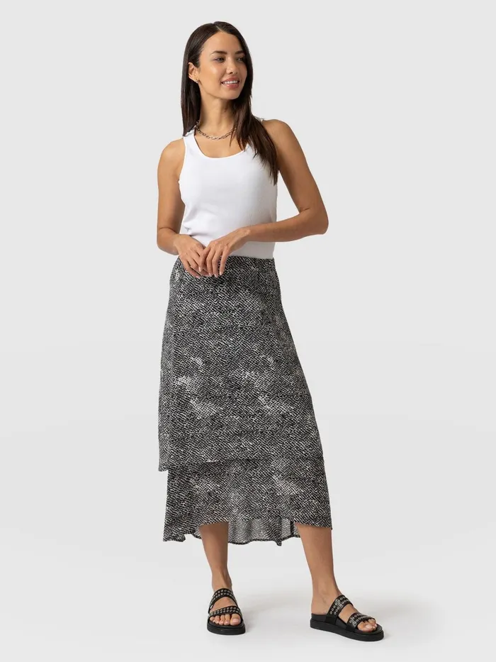 Saint And Sofia Skirts Women Etta Layered Skirt 8211 Monochrome Gothica Monochrome Gothica