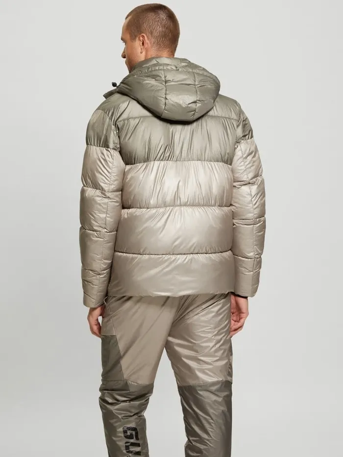 Activewear Wilfred Hooded Long Puffer Jacket Pasadena With Green Block GUESS Men Activewear Wilfred Hooded Long Puffer Jacket Pasadena With Green Block GUESS Men