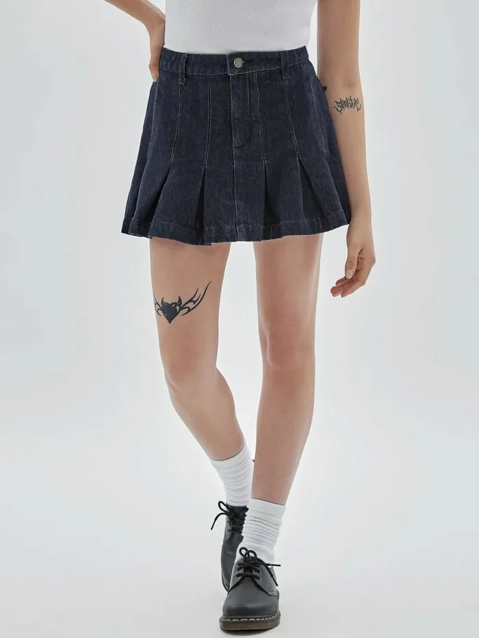 Bottoms GUESS Women GUESS Originals Denim Tennis Skirt Go Pleated Dark Wash