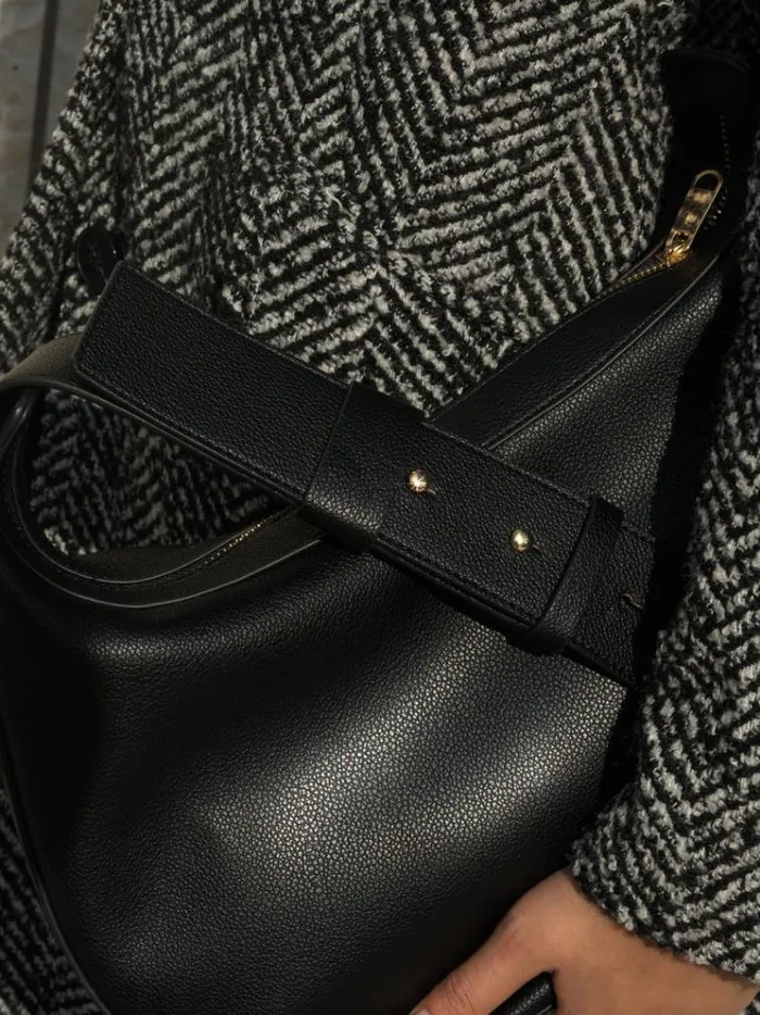 French Connection Bags and Purses Large Cross Body Bag Black 8211 Woman