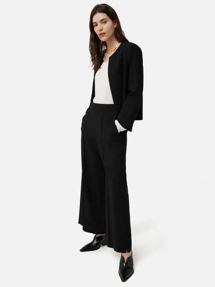 Jigsaw Italian Modern Crepe Short Jacket Black Women Suits and Tailoring