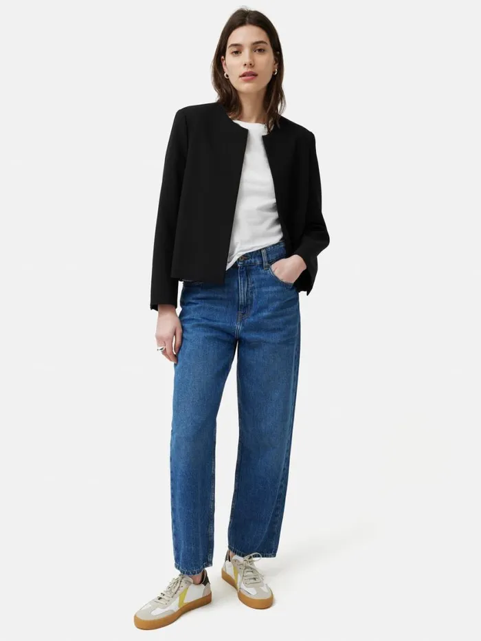 Jigsaw Italian Modern Crepe Short Jacket Black Women Suits and Tailoring