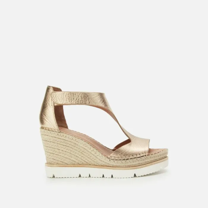 Kenneth Cole Elyssa Easy TStrap Wedge Sandal Rose Gold Women Sandals