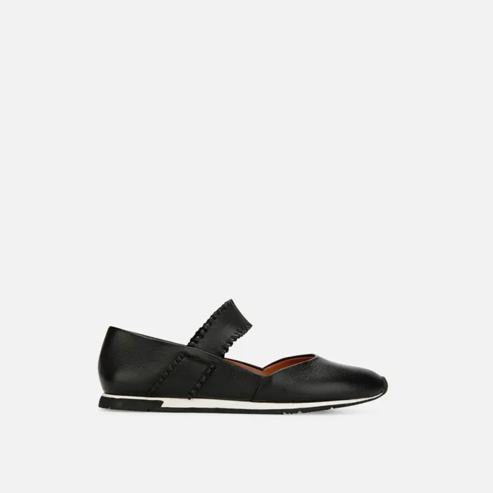 Kenneth Cole Luca Ruffle Strap Flat Black Women Flats