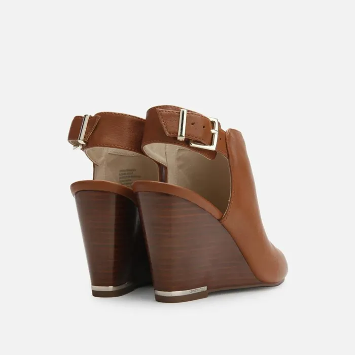 Kenneth Cole Merrick 85 Wedge Shootie Cognac Women Heels