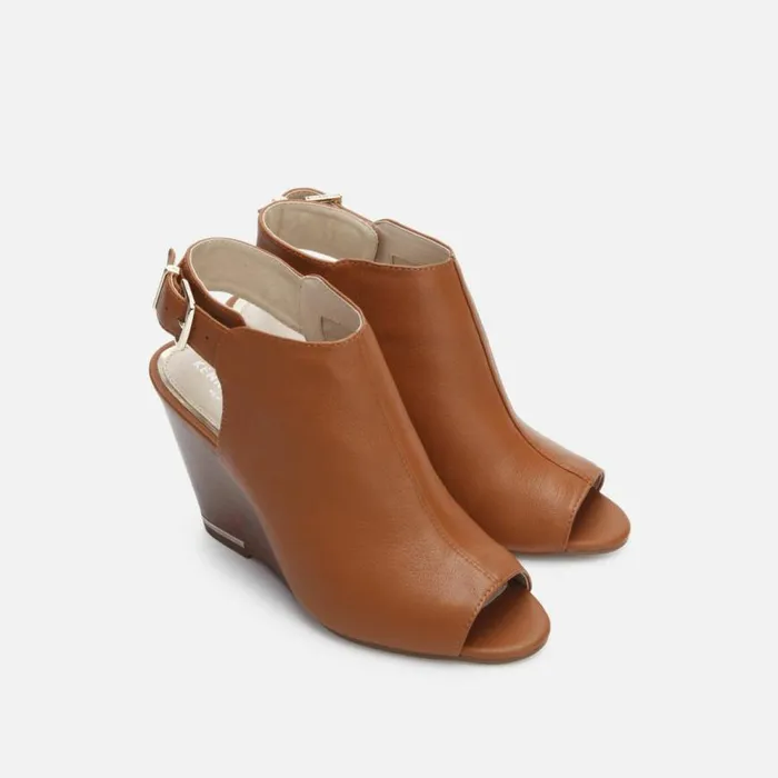 Kenneth Cole Merrick 85 Wedge Shootie Cognac Women Heels