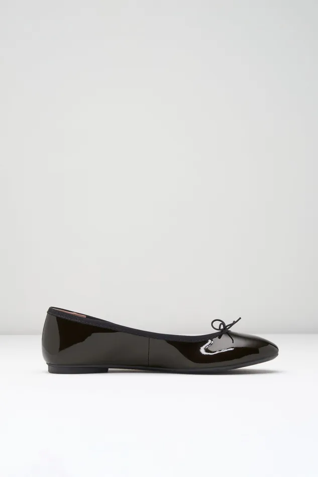 Ladies Ascella Ballet Flats Black Patent Ballet Flats Bloch Adult