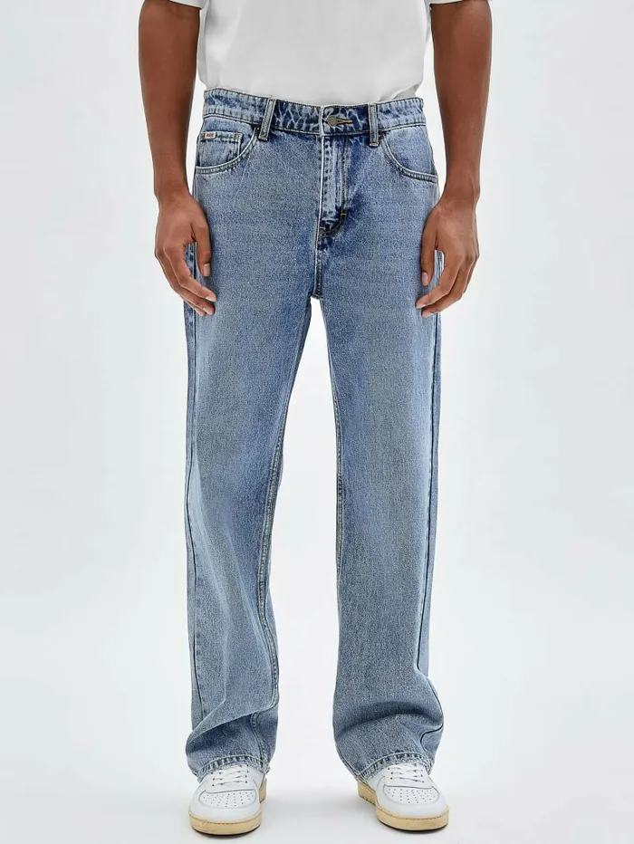 Men Jeans and Denim GUESS GUESS Originals Relaxed Pants Go Johnny Medium Wash