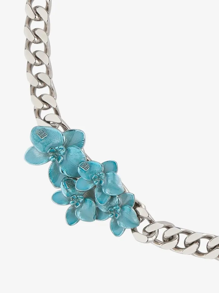Men Jewelry Givenchy Flower Necklace In Metal And Enamel Mineral Blue Men Jewelry Givenchy Flower Necklace In Metal And Enamel Mineral Blue