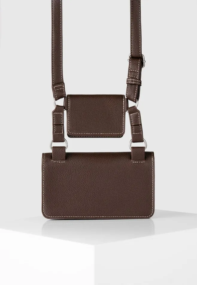 Men Manire De Voir Monet Duo Crossbody Bag Brown