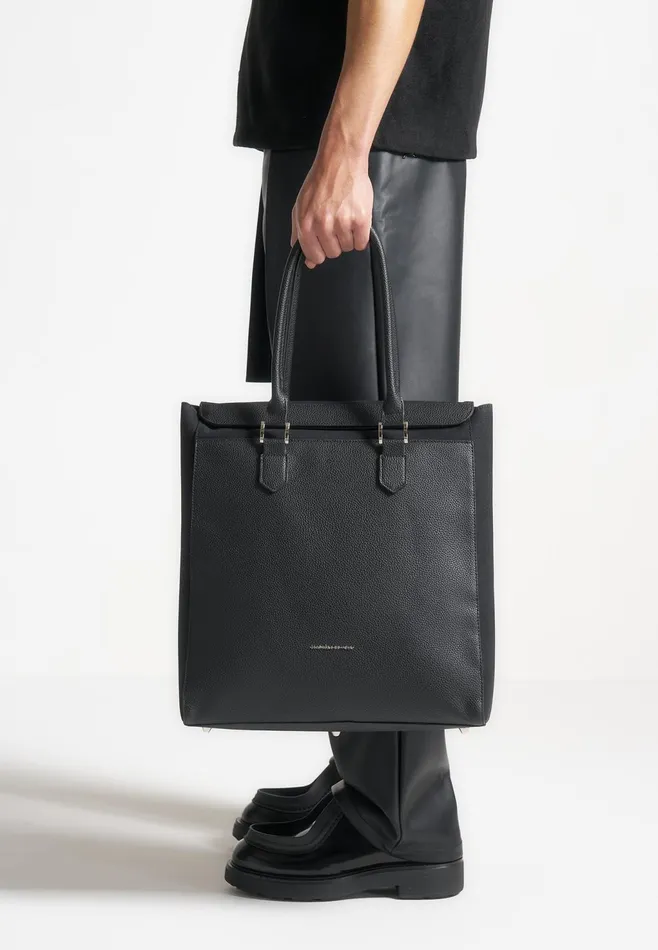 Men Manire De Voir Tote Backpack Black