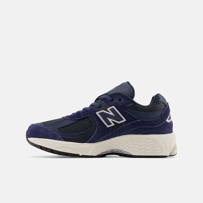 New Balance Size 35 8211 7 Kids 2002 NB Navy with Outerspace New Balance Size 35 8211 7 Kids 2002 NB Navy with Outerspace