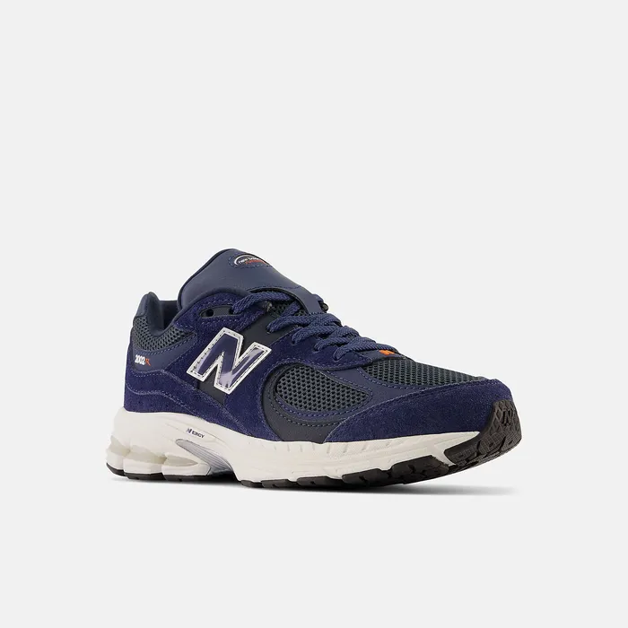 New Balance Size 35 8211 7 Kids 2002 NB Navy with Outerspace New Balance Size 35 8211 7 Kids 2002 NB Navy with Outerspace