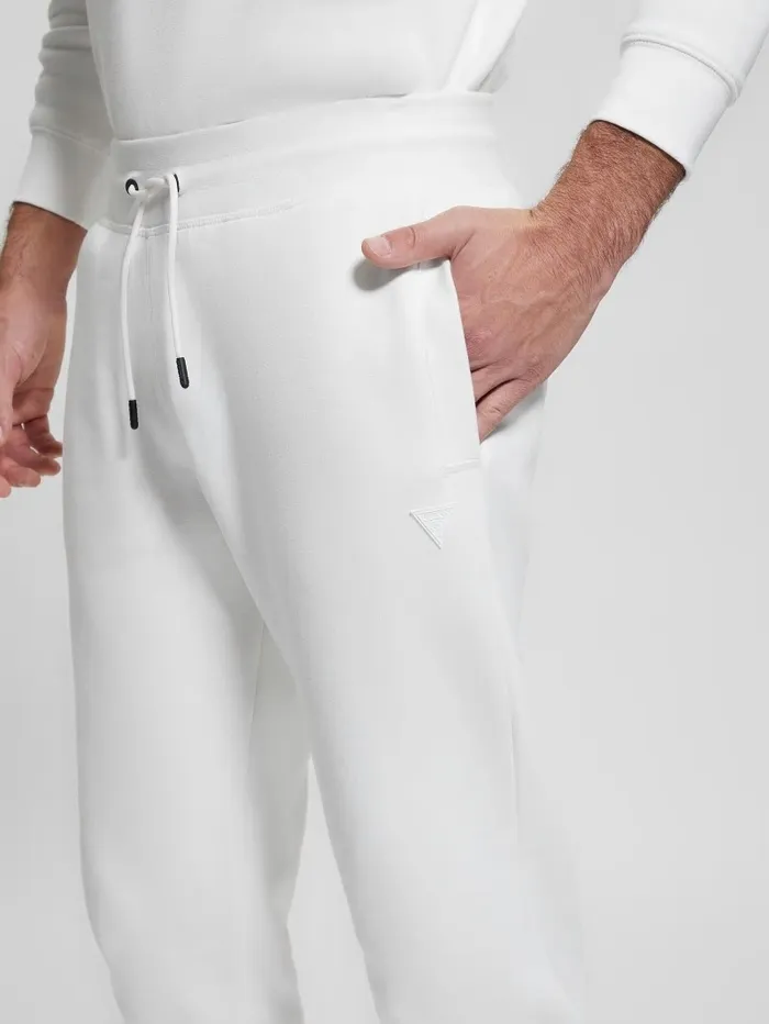 Pants and Shorts GUESS Men Eco Aldwin Logo Pants BlancScuffy Pants and Shorts GUESS Men Eco Aldwin Logo Pants BlancScuffy