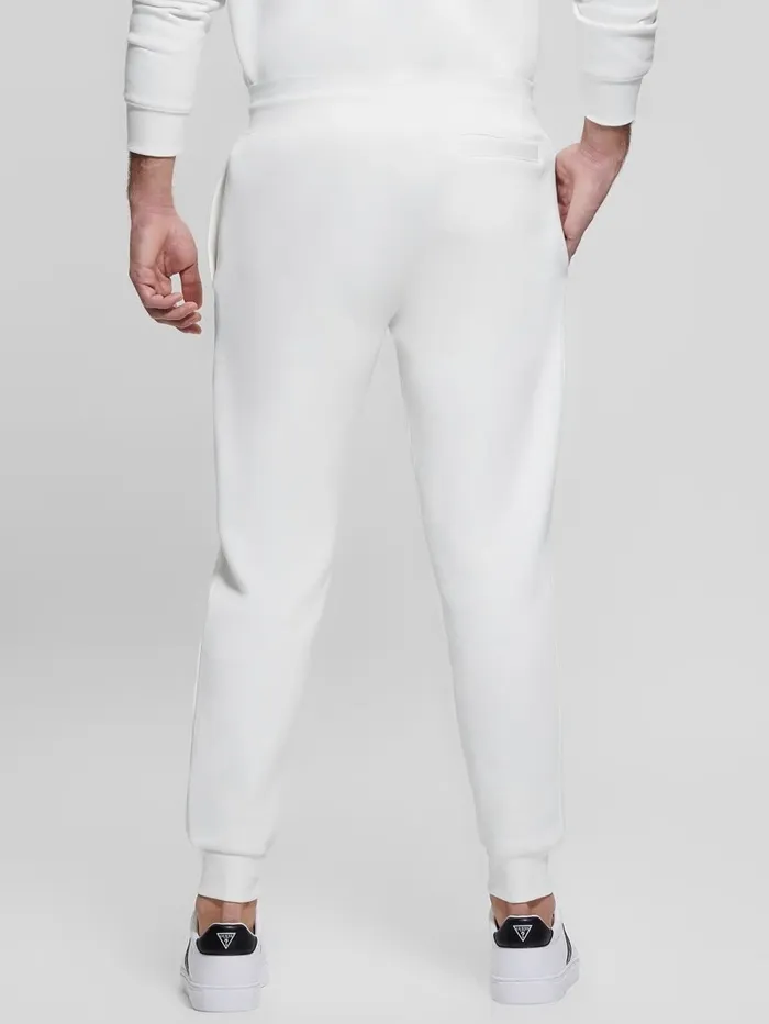 Pants and Shorts GUESS Men Eco Aldwin Logo Pants BlancScuffy Pants and Shorts GUESS Men Eco Aldwin Logo Pants BlancScuffy