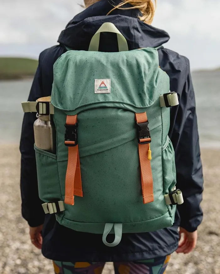 Passenger Backpacks and Bags Boondocker Recycled 26L Backpack Deep Sea Deep Sea 8211 WomenMen Passenger Backpacks and Bags Boondocker Recycled 26L Backpack Deep Sea Deep Sea 8211 WomenMen