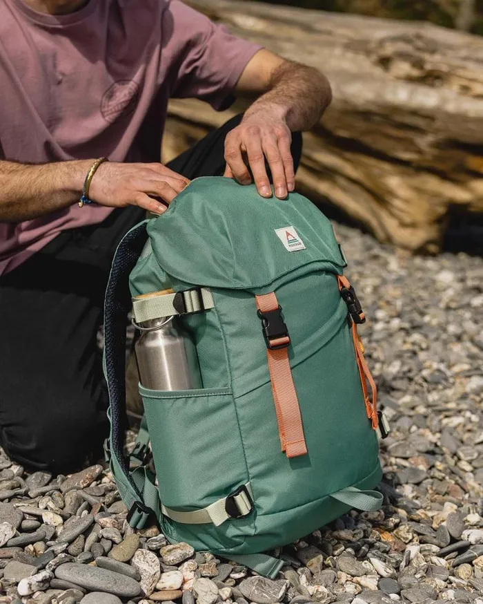 Passenger Backpacks and Bags Boondocker Recycled 26L Backpack Deep Sea Deep Sea 8211 WomenMen