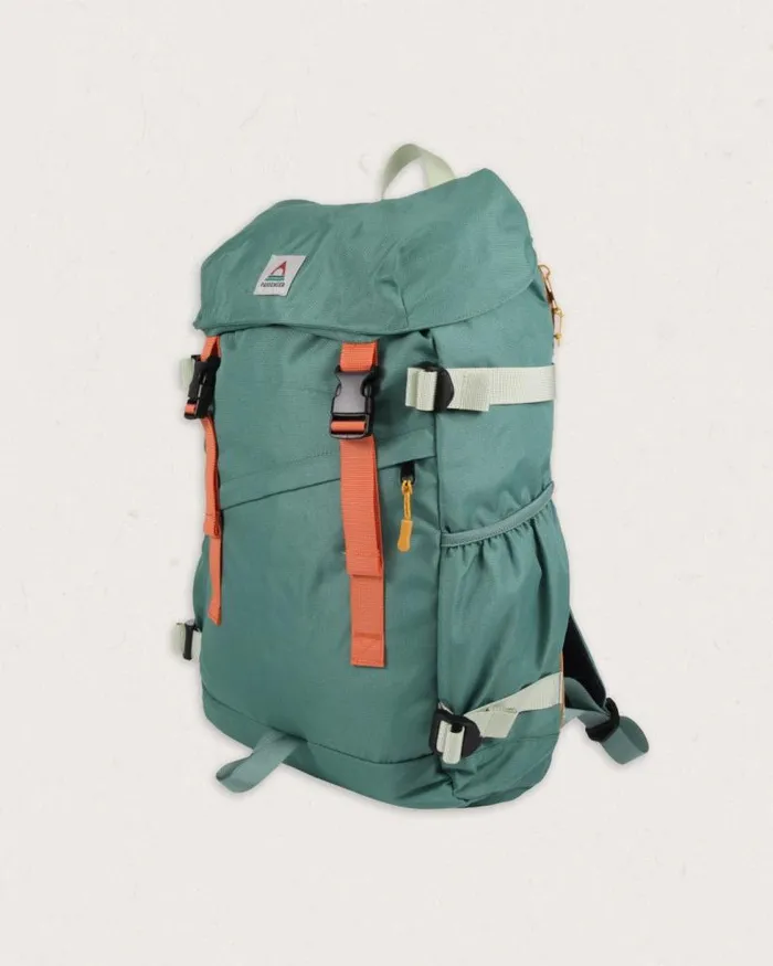 Passenger Backpacks and Bags Boondocker Recycled 26L Backpack Deep Sea Deep Sea 8211 WomenMen