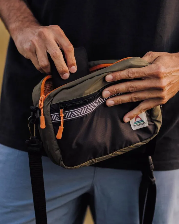 Passenger Backpacks and Bags Mainland Recycled Hip Pack True Black Khaki True Black Khaki 8211 WomenMen Passenger Backpacks and Bags Mainland Recycled Hip Pack True Black Khaki True Black Khaki 8211 WomenMen