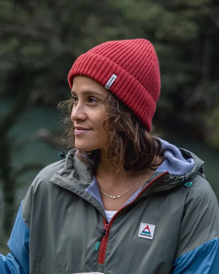 Passenger Beanies Compass Recycled Beanie Cardinal Cardinal 8211 WomenMen