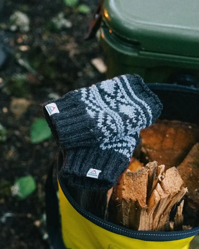 Passenger Gloves Lily Recycled Fleece Lined Fingerless Mittens Black Black 8211 Women