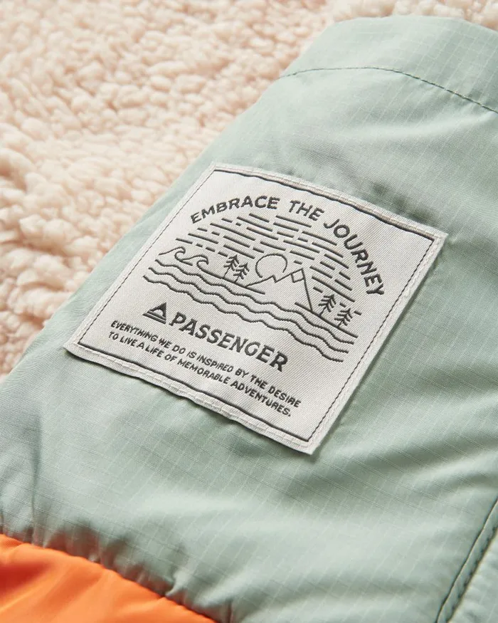Passenger Jackets Tasman Recycled 20 Long Insulated Jacket Pistachio Pistachio 8211 Women