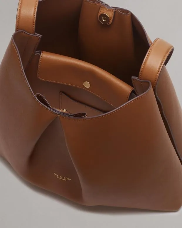 rag and bone Heels Women Bloom Large Calf Leather Crossbody Bag BlackCognac