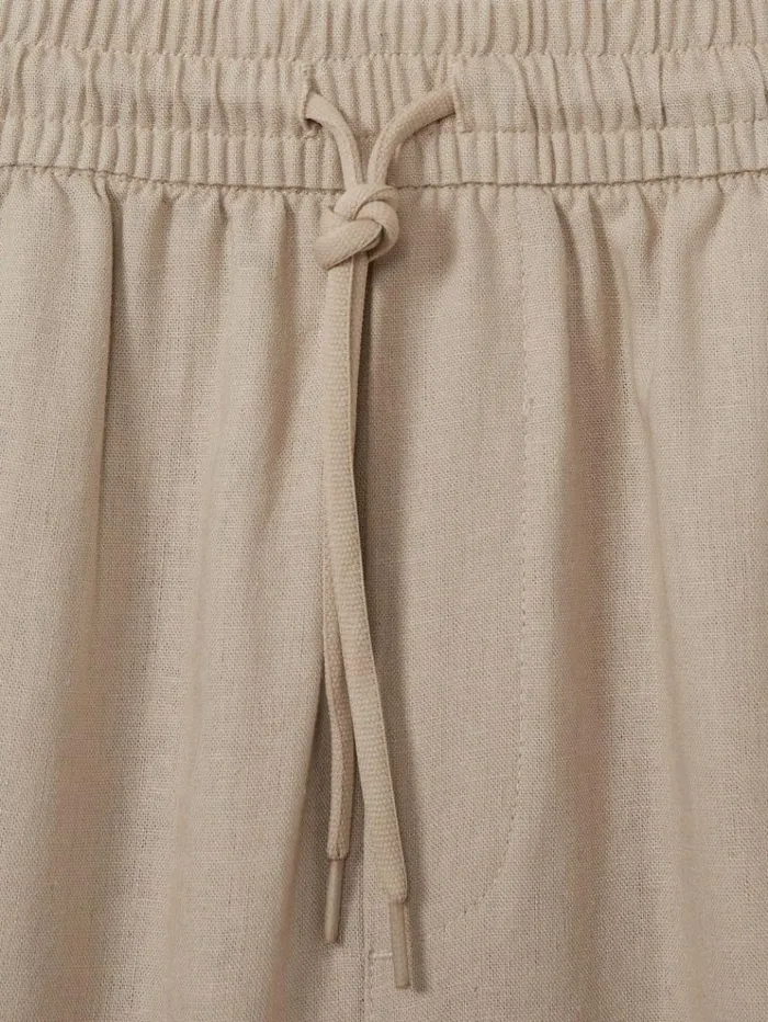 REISS Shorts Men Les Deux Linen Blend Drawstring Shorts Sand