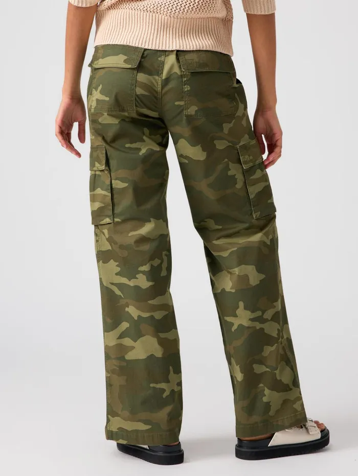 Sanctuary Clothing Pants Women Reissue Cargo Standard Rise Pant Renew Camo