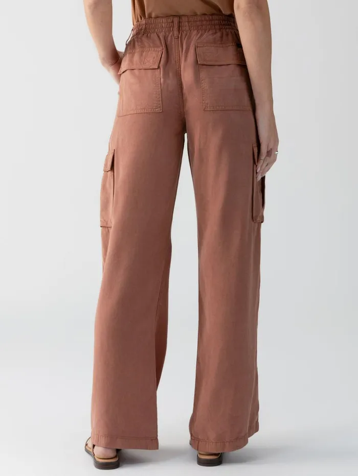 Sanctuary Clothing Pants Women Relaxed Reissue Cargo Standard Rise Pant Washed Clay