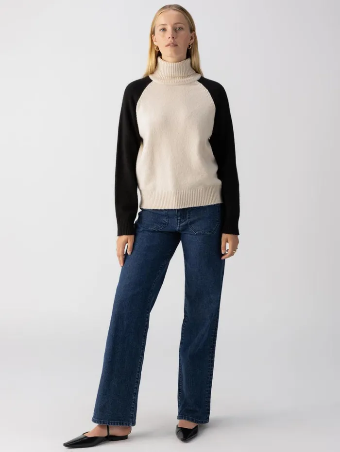 Sanctuary Clothing Sweaters and Cardis Women Cozy Day Sweater Toasted Almond Black