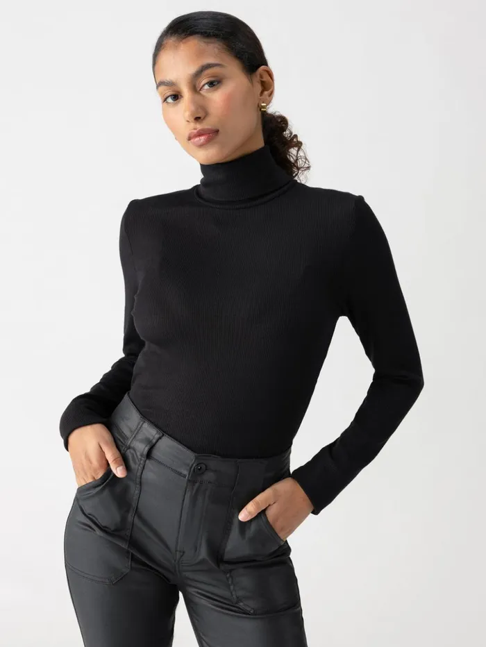 Sanctuary Clothing Sweaters and Cardis Women Essential Turtleneck Top Black