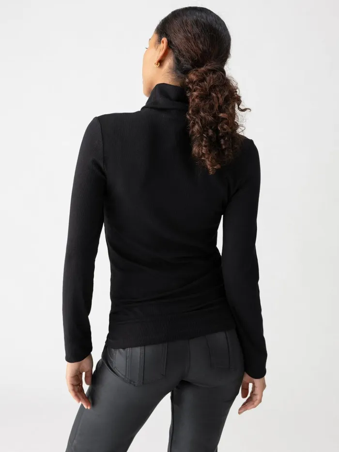 Sanctuary Clothing Sweaters and Cardis Women Essential Turtleneck Top Black