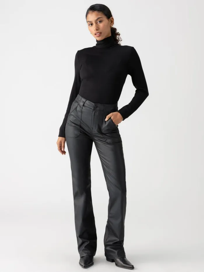 Sanctuary Clothing Sweaters and Cardis Women Essential Turtleneck Top Black