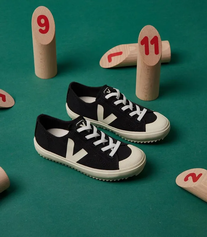 VEJA FLIP ELASTIC LACES CANVAS BLACK PIERRE Kids Ollie and Flip