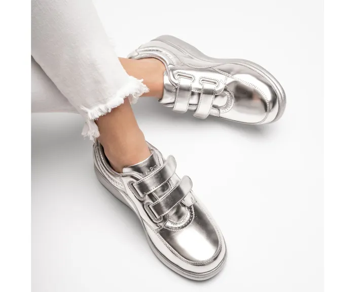 Walking Shoes Power Walker Ii Silver Metallic Leather 8211 Hush Puppies Women