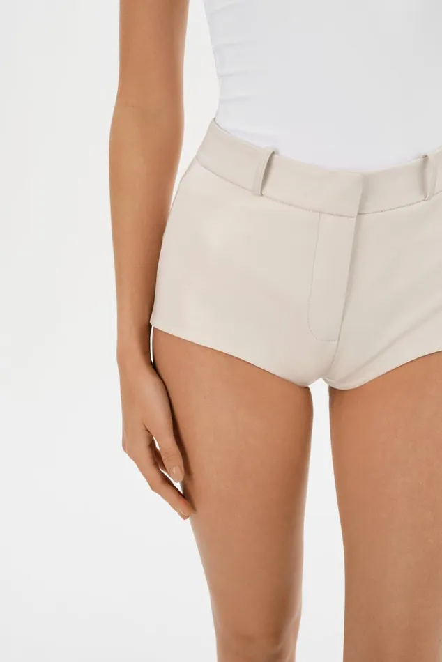 Women ANNAISE Leather Hot Shorts Winter White LAMARQUE Pants and Shorts Women ANNAISE Leather Hot Shorts Winter White LAMARQUE Pants and Shorts