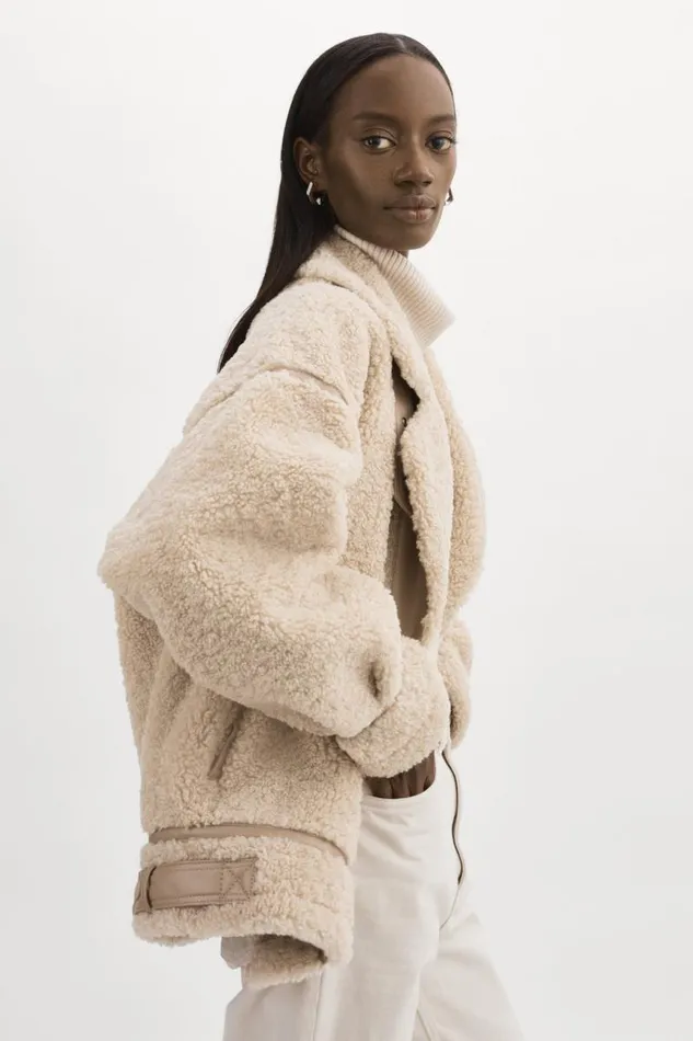 Women BADU Oversized Faux Shearling Jacket Beige LAMARQUE Sherpa
