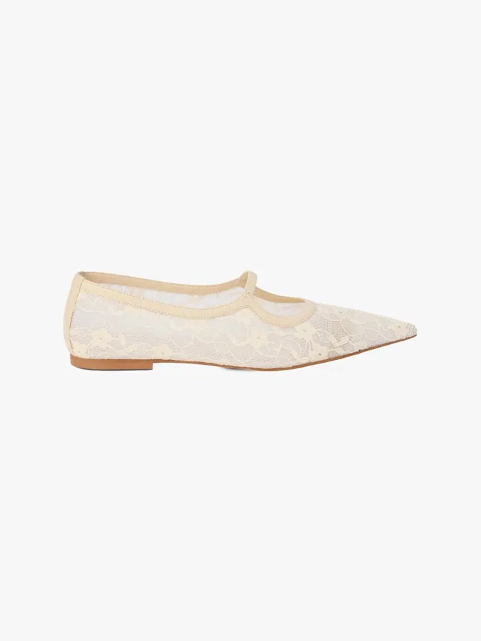 Women Fleur Lace Flat Ivory Lisa Says Gah Flats