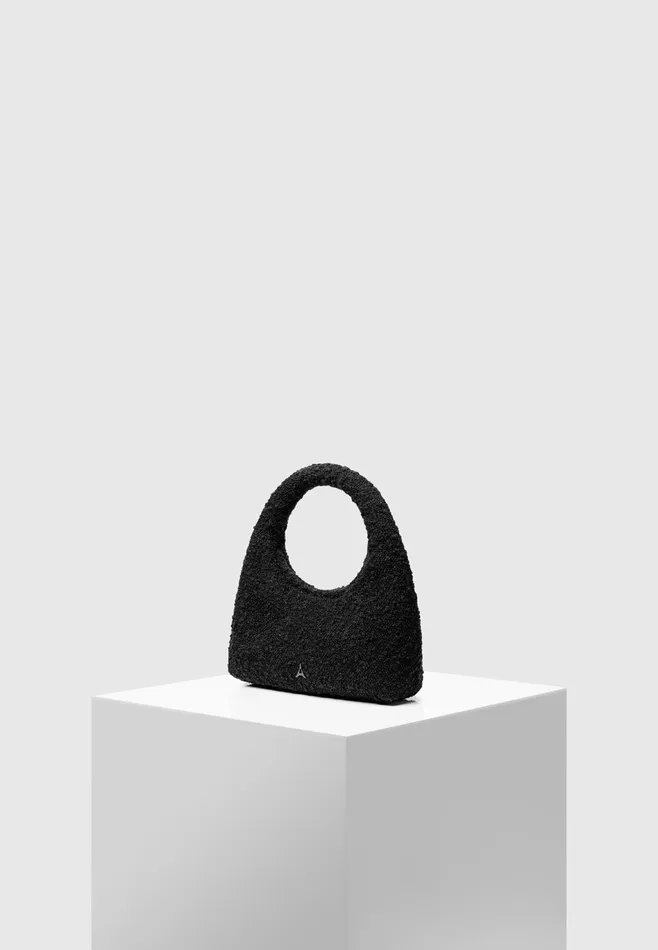 Women Manire De Voir Boucle Handbag Black
