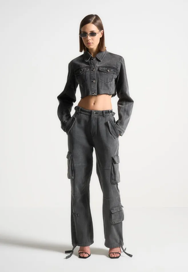 Women Manire De Voir Mid Rise Cargo Pants Washed Grey