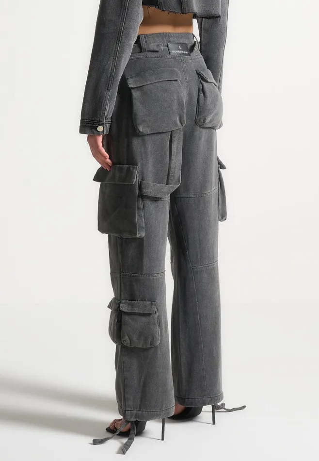 Women Manire De Voir Mid Rise Cargo Pants Washed Grey