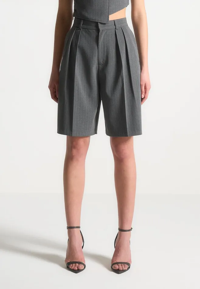 Women Manire De Voir Pinstripe Tailored City Shorts Grey
