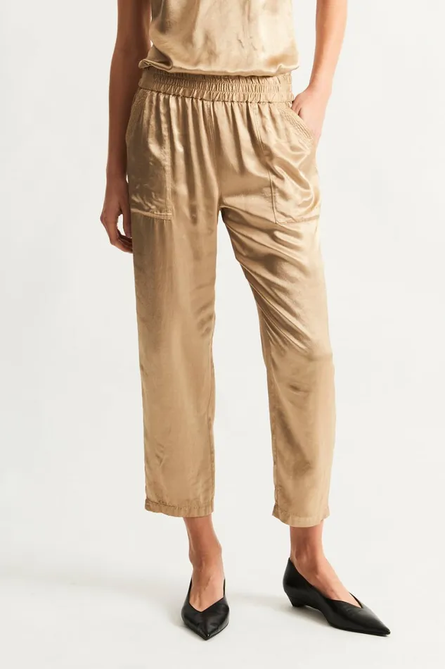 Women Pebble Satin Sand Trapunto Pant Raquel Allegra Dresses